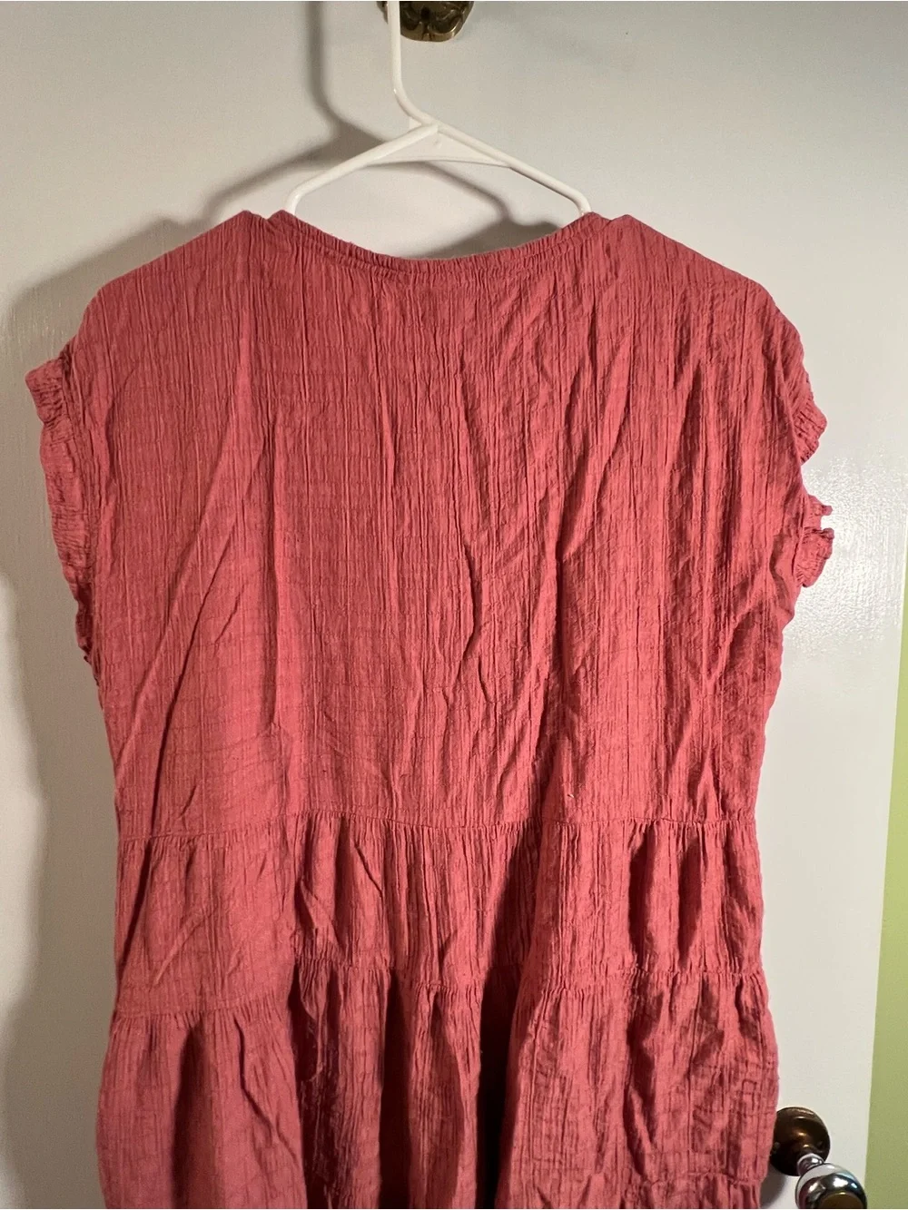 Knox Rose Women’s Sz Medium Mini Dress Pink Gauzy Flutter Sleeve Crewneck Tiered